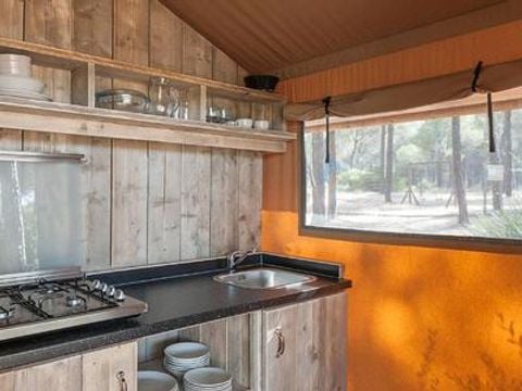 Tente en toile et en bois 8 personnes - SunLodge Pamoja & Kambi