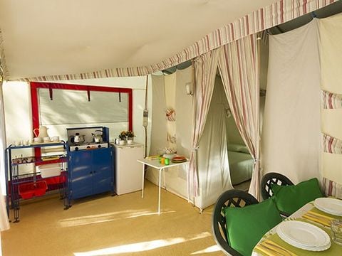 Tente en toile et en bois 5 personnes - Bungalow toilé | 2 Ch. | 4/5 Pers. | Sans SDB