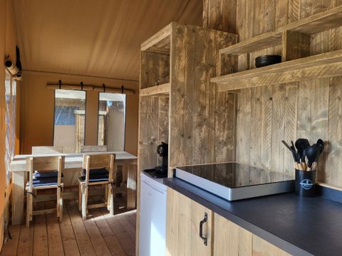 Tente en toile et en bois 4 personnes - Tente safari 4p avec sanitaires