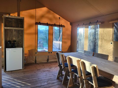 Tente en toile et en bois 6 personnes - Tente safari 6p avec sanitaires