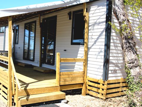 MOBILHOME 6 personnes - Privilège 3 chambres (attention lit mezzanine max 75kg)