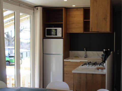 MOBILHOME 6 personnes - Privilège 3 chambres (attention lit mezzanine max 75kg)