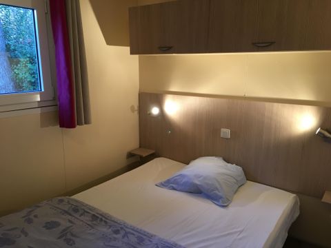CHALET 5 personnes - Chalet Soléa Confort 40m² - 2 chambres + climatisation + TV - dont terrasse couverte de 13m² 1/5 pers