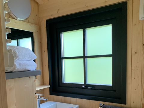 TENTE TOILE ET BOIS 5 personnes - CABANE LODGE sur PILOTIS climatisée 2 chambres