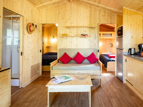 TENTE TOILE ET BOIS 5 personnes - CABANE LODGE sur PILOTIS climatisée 2 chambres