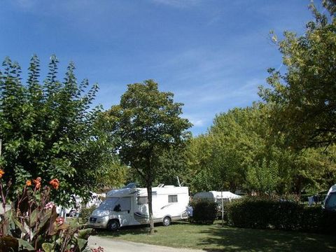 Camping L'Argenté - Onlycamp - Camping Gers - Image N°4