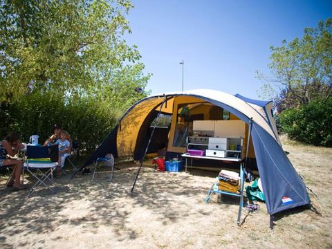 Emplacement - Forfait emplacement Confort - 80m²