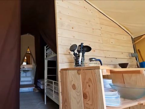 TENTE 5 personnes - Ciela Nature Lodge - 2 chambres - Cuisine – Salle de bain