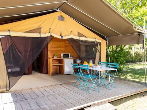 TENTE 5 personnes - Ciela Nature Lodge - 2 chambres - Cuisine – Salle de bain