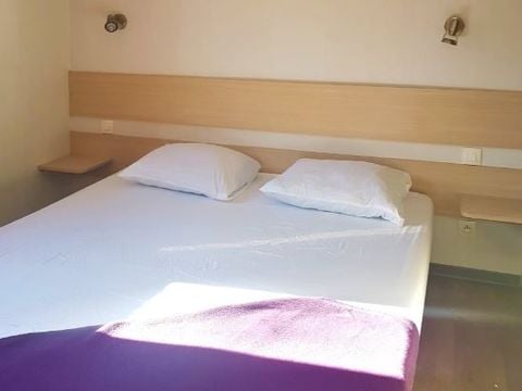 MOBILHOME 2 personnes - LOUISIANE CORSAIRE avec sanitaires