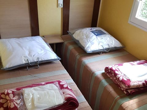 MOBILHOME 6 personnes - Roller + climatisation