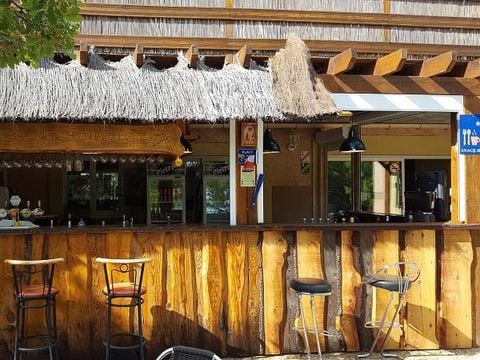 Flower Camping l'Epi Bleu - Camping Alpes-de-Haute-Provence - Image N°4