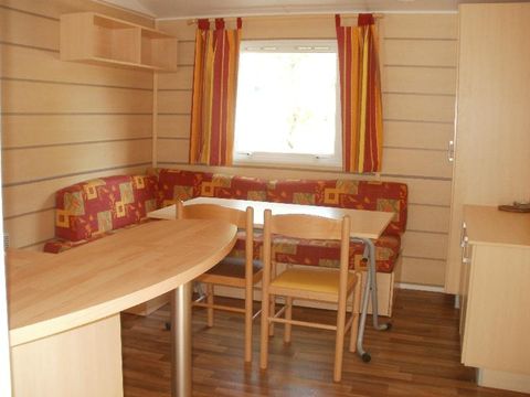 MOBILHOME 4 personnes - Confort 26m² (2 chambres) + terrasse couverte 10m²