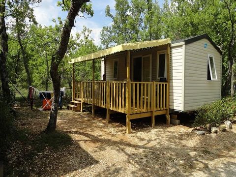 MOBILHOME 4 personnes - Confort + 28m² (2 chambres) + terrasse couverte 10m²