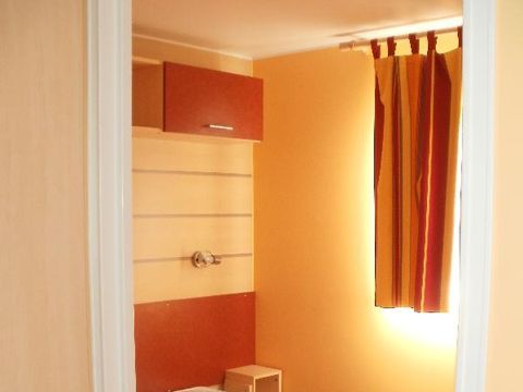 MOBILHOME 6 personnes - Confort 30m² (3 chambres) + terrasse couverte 10m²