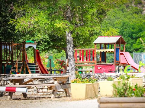 Flower Camping l'Epi Bleu - Camping Alpes-de-Haute-Provence - Image N°21