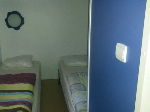 MOBILHOME 4 personnes - JUPITER 724 (2 chambres  avec climatisation en option à régler sur place)