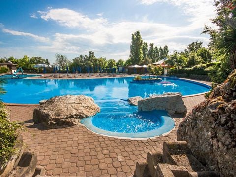 Centro Vacanze San Marino - Camping Pesaro-Urbino - Afbeelding N°2