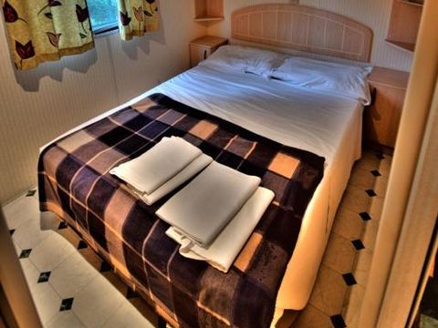 Mobilhome 4 personnes - VINTAGE