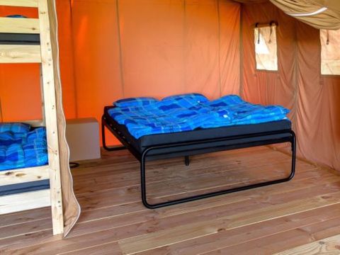 Tente en toile et en bois 6 personnes - Tente Safari avec salle de bain privé