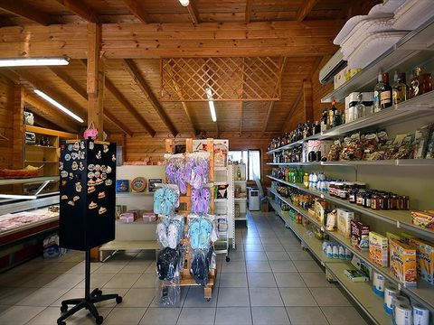 Centro Vacanze San Marino - Camping Pesaro-Urbino - Image N°30