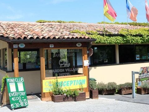 Centro Vacanze San Marino - Camping Pesaro-Urbino - Image N°34