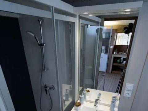 TENTE 6 personnes - Modern Lodge avec sanitaires