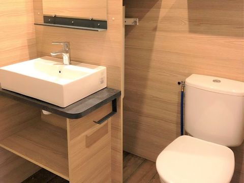 TENTE TOILE ET BOIS 5 personnes - Lodge Bali avec sanitaires