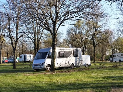 Emplacement - Camping