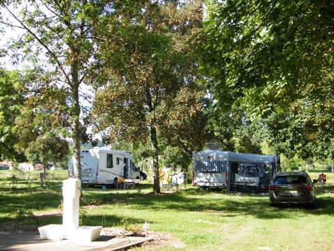 Emplacement - Camping