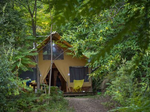 Tente en toile et en bois 5 personnes - Cabane