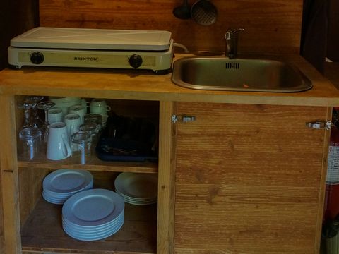 TENTE 4 personnes - Canadienne avec poêle à bois