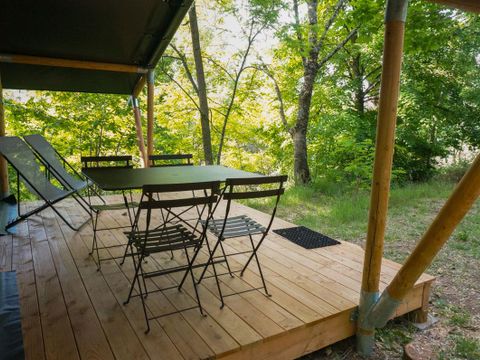 Tente en toile et en bois 4 personnes - Baroudeur (sans salle de bain privative)