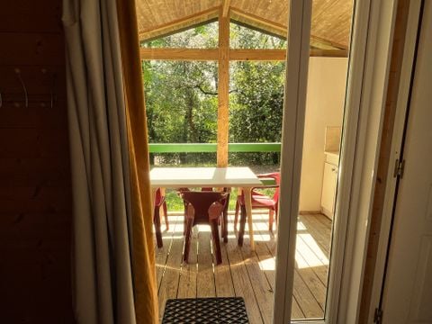 CHALET 5 personnes - Confort été - 2 chambres - TV - PLANCHA - WIFI