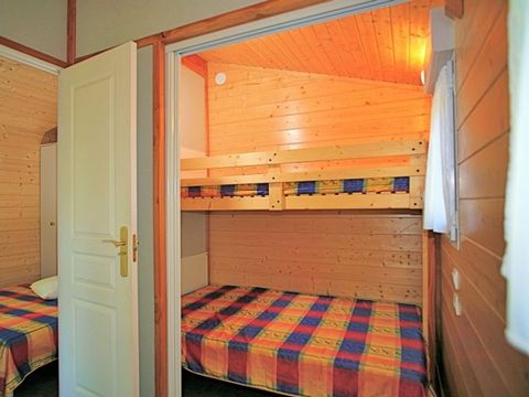 CHALET 5 personnes - Confort été - 2 chambres - TV - PLANCHA - WIFI