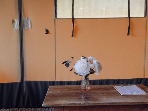 TENTE TOILE ET BOIS 4 personnes - Lodge Chrysalide - 35 m² + terrasse 15 m²