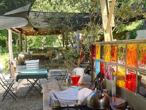 TENTE TOILE ET BOIS 5 personnes - Lodge Meru - 35 m² + terrasse 15 m²