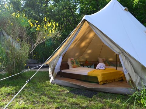 TENTE TOILE ET BOIS 7 personnes - Lodge Samburu - 31 m² + 12.5 m² + terrasse 23 m²