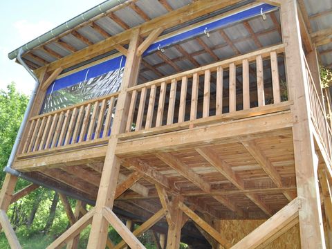 HÉBERGEMENT INSOLITE 4 personnes - Le Balcon des Duyes