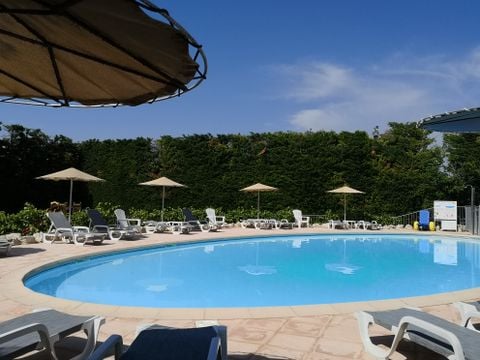 Camping Des Favards - Camping Vaucluse