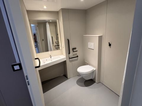 MOBILHOME 4 personnes - NEW // Résidence LOUISIANE PMR Confort 2 chambres + terrasse semi-couverte + TV