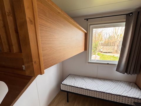MOBILHOME 4 personnes - NEW // Résidence LOUISIANE PMR Confort 2 chambres + terrasse semi-couverte + TV