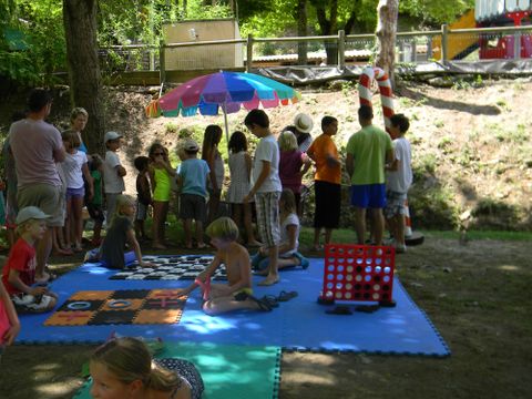 Flower Camping le Peyrelade - Camping Aveyron - Image N°12