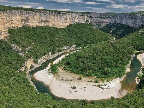 Camping Les Dolmens - Camping Gard - Image N°0