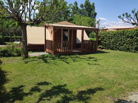 Hébergement 4 personnes - Cabane Valbelle