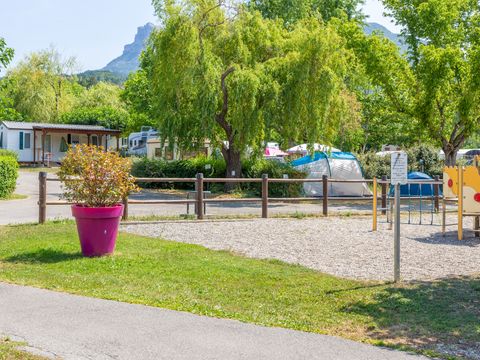 Les Pres Hauts - Camping Sites et Paysages - Camping Alpes-de-Haute-Provence - Image N°7
