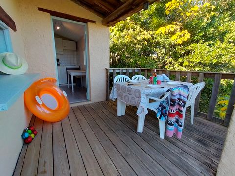 GÎTE 4 personnes - (sans sanitaires)