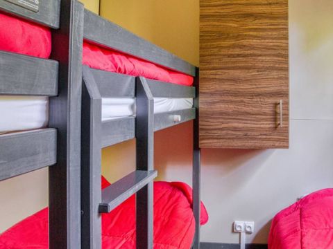 CHALET 5 personnes - Chalet Confort 25m² 2 chambres - terrasse couverte - climatisation 5 pers