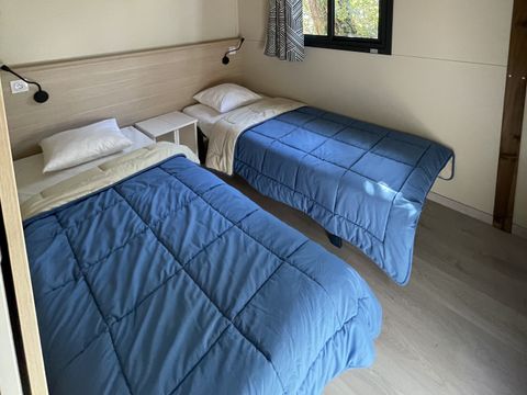 CHALET 6 personnes - Confort 35m² 3 chambres terrasse semi-couverte + climatisation
