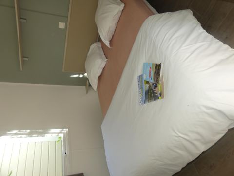 MOBILHOME 6 personnes - 3 chambres (48 m²)